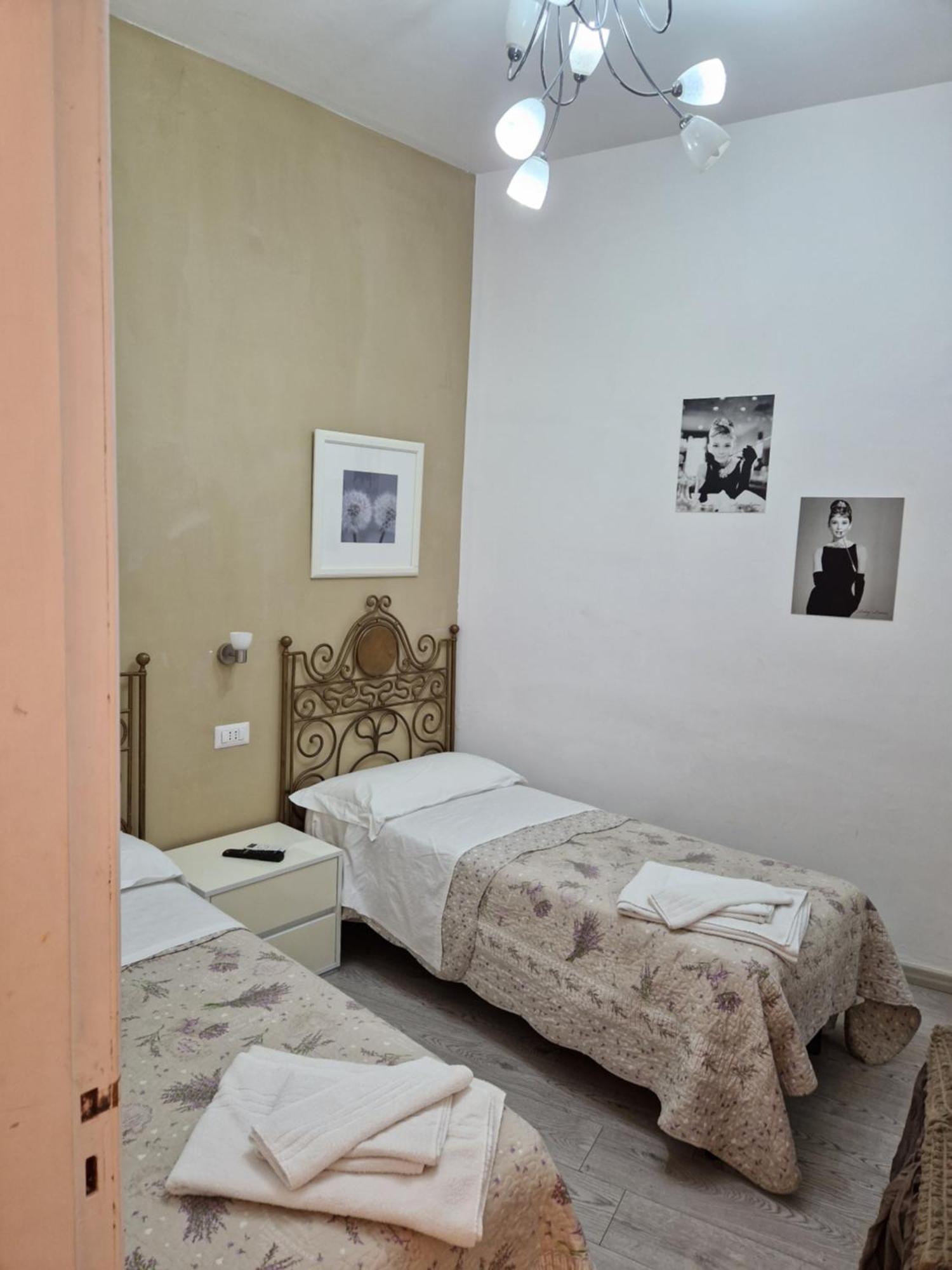 Affittacamere Cecco Rooms Ravello Bagian luar foto